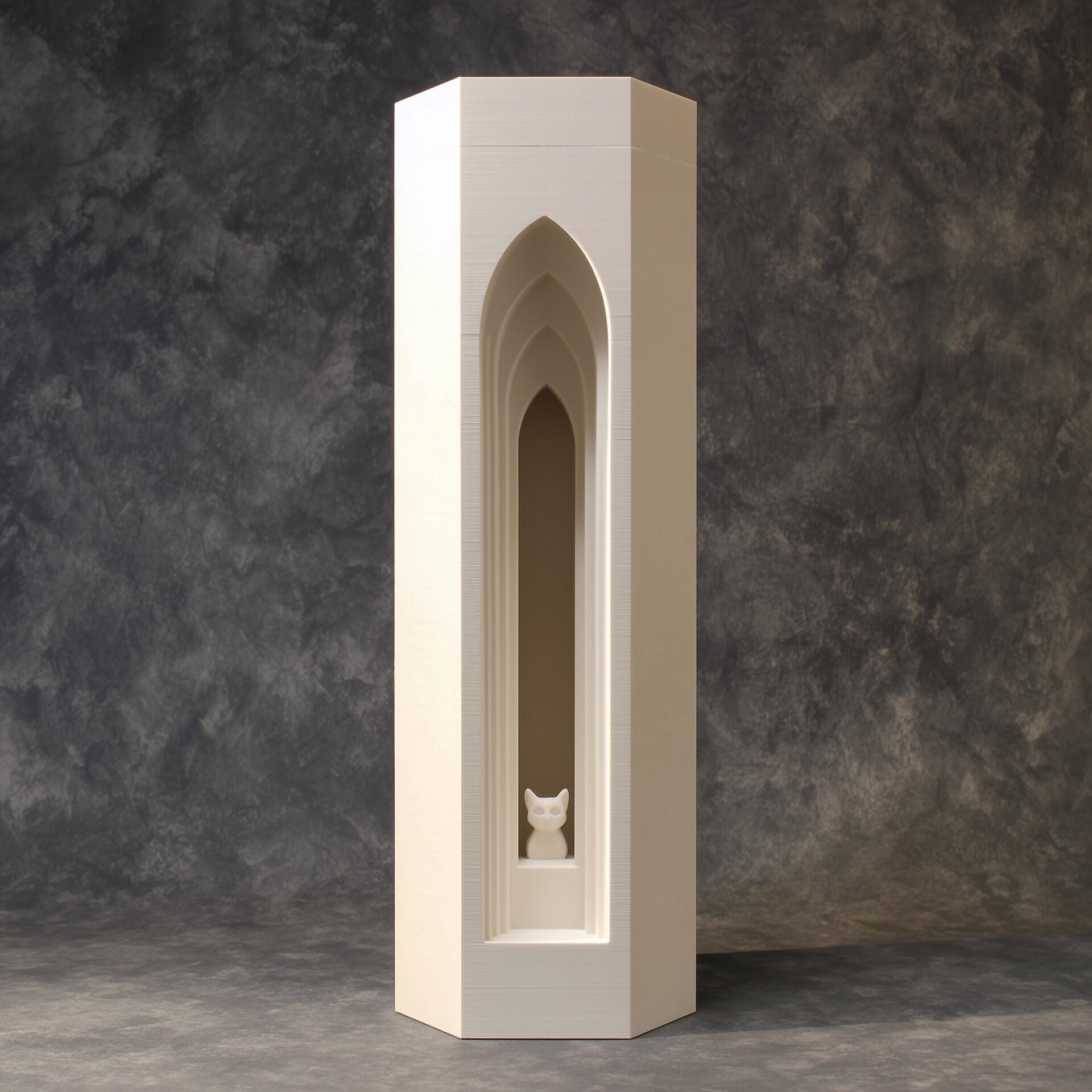 Tour Urne Mémorielle Chat | Souvenir Architectural Gothique à Arche Imprimé en 3D pour Cendres d'Animal | Décoration Mémorielle Moderne et Minimaliste, Cadeau de Sympathie pour la Maison